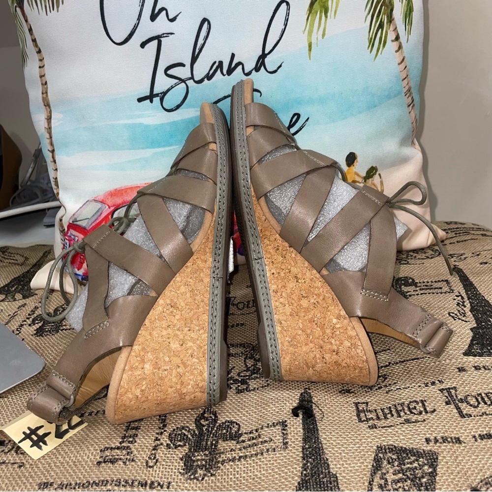 Clarks Collection Helio Mindin Sage Leather Wedge Sandals Size 9 - Picture 10 of 14